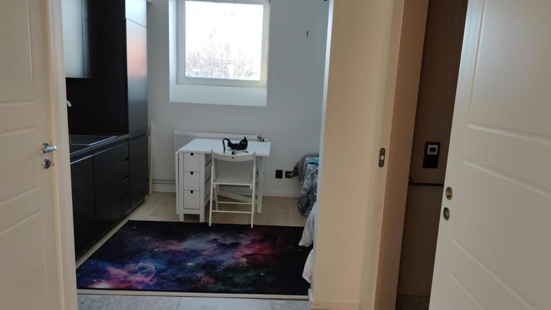 2- Bed Apartment In Sollentuna Bagian luar foto